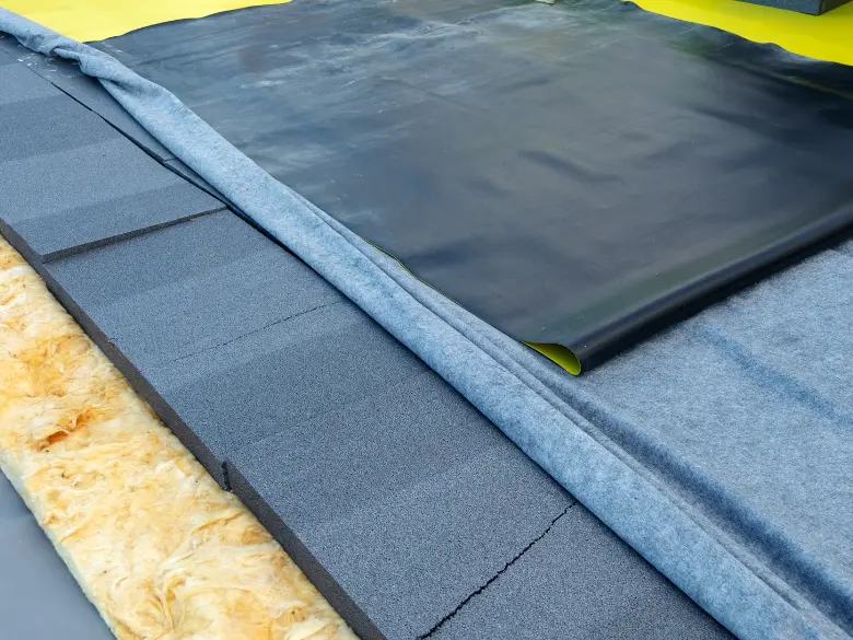 Izolație-acoperișuri-mansardari.ro