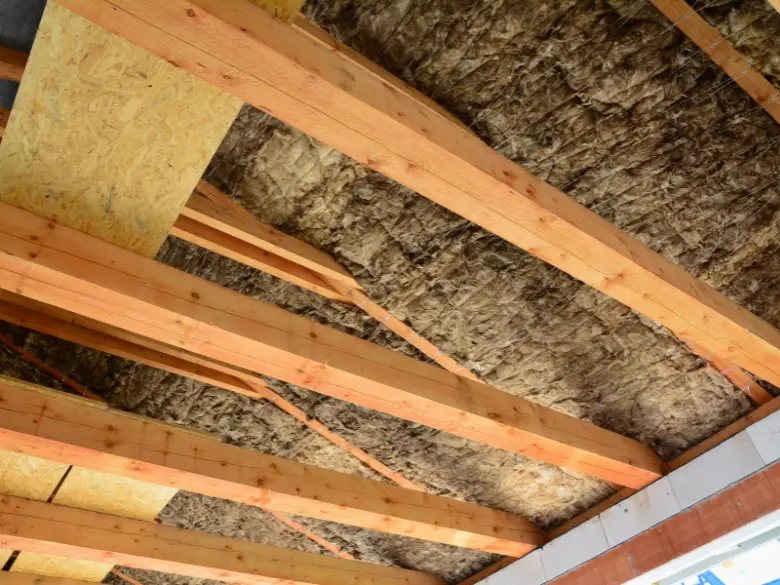 Izolație-acoperișuri-mansardari.ro