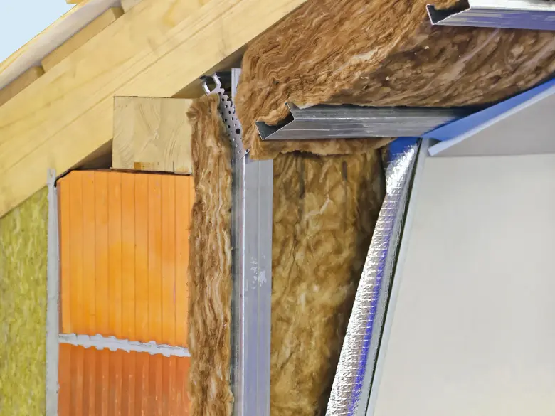 Izolație-acoperișuri-mansardari.ro